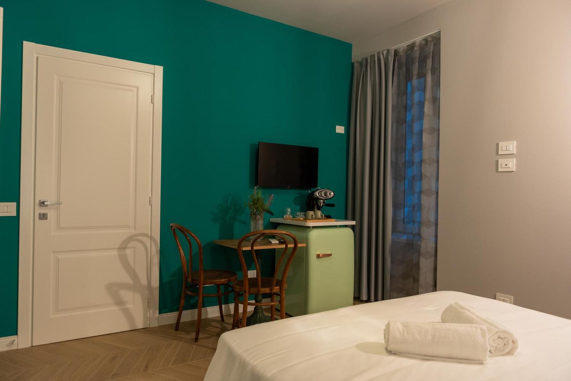 Sophia Boutique Suites ตรีเอสเต ภายนอก รูปภาพ