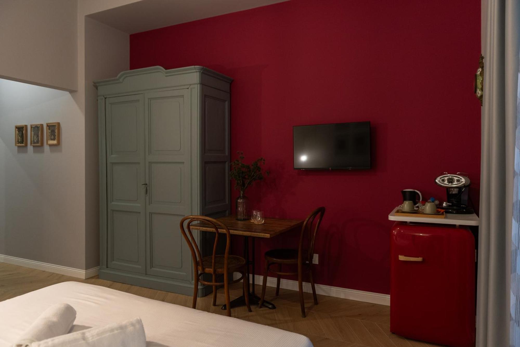 Sophia Boutique Suites ตรีเอสเต ภายนอก รูปภาพ