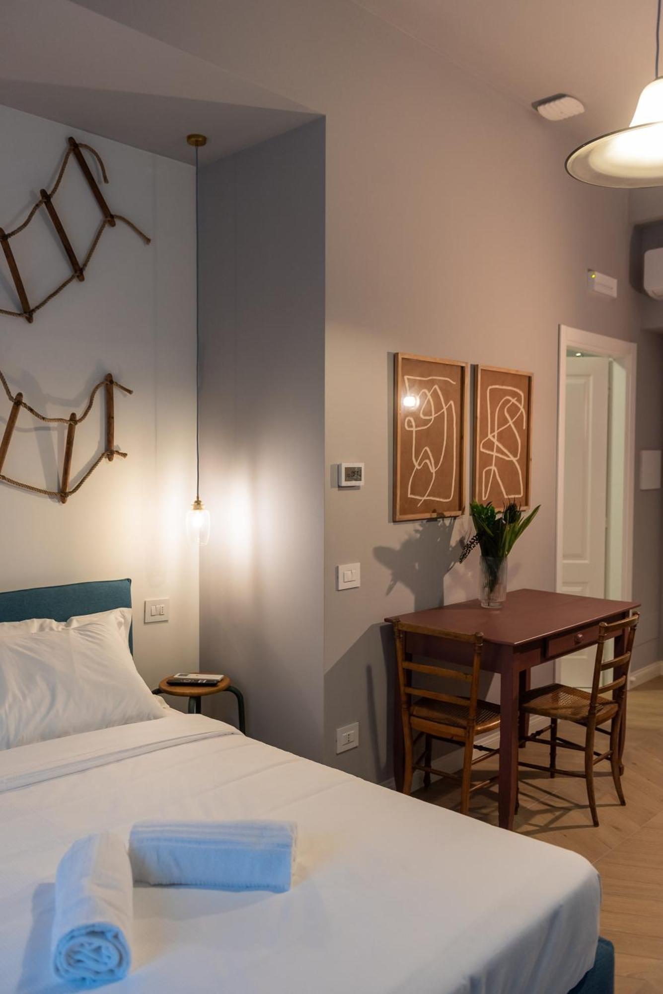Sophia Boutique Suites ตรีเอสเต ภายนอก รูปภาพ